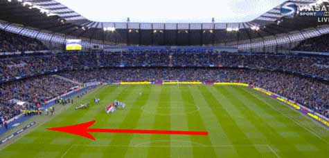 Man City thắng Stoke nhờ "mưu hèn"? - 3