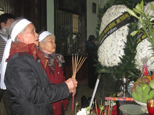 “Hiệp sĩ CNTT” Nguyễn Công Hùng về với đất mẹ - 2