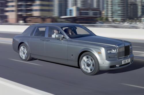 Rolls-Royce Phantom: Đẳng cấp “phú ông” - 5