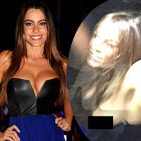 Xu hướng thời trang - Người mẫu lộ "tòa thiên nhiên" vì ẩu đả