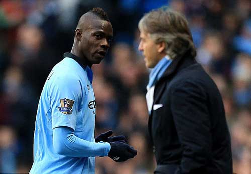Mancini tẩn Balotelli: Giọt nước tràn ly - 2