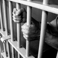 Pháp luật - Vào tù vì dọa giết công an