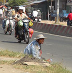 Tin tức trong ngày - Khám xét “trụ sở” cái bang