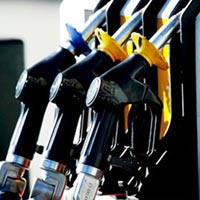 Thị trường - Tiêu dùng - Giá dầu thô tăng mạnh trong tuần