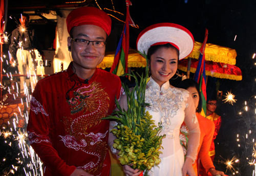 Những "công chúa" tuổi Rồng của sao Việt - 7
