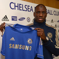 Bóng đá - Chelsea mua Demba Ba: Chữa cháy tức thời