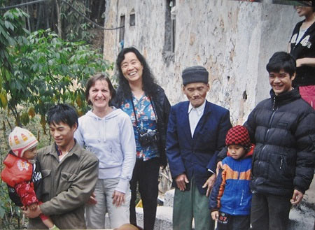 Cụ ông người dân tộc Tày biết 5 thứ tiếng - 2