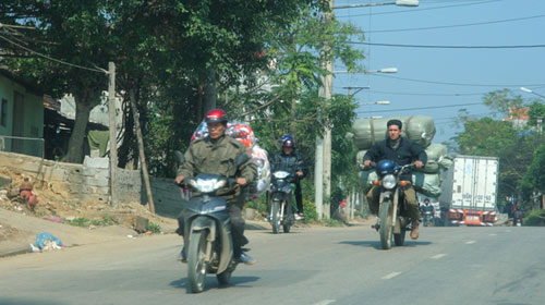 1.001 thủ đoạn vận chuyển hàng lậu - 1
