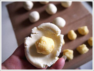 Bánh nếp dừa nhân đậu xanh làm không khó - 8