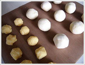 Bánh nếp dừa nhân đậu xanh làm không khó - 7