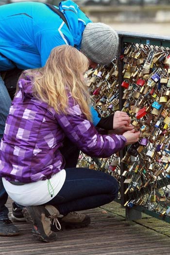 Lãng đãng dạo bước nơi thơ mộng nhất Paris - 9