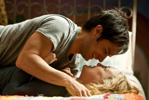 Traler phim: A Little Bit of Heaven - 3