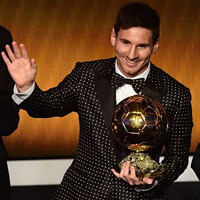 Bóng đá - Video: Messi đi vào lịch sử bóng đá