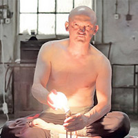 Phi thường - kỳ quặc - Người tích điện, nấu chín cả thức ăn