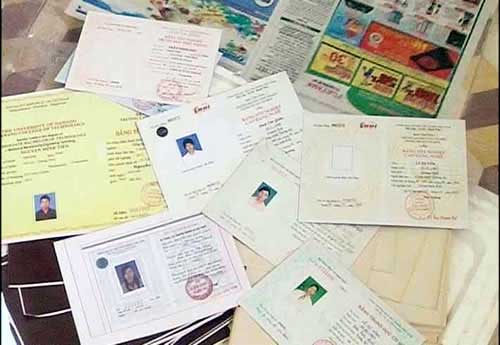 Chuyện chưa kể về vụ án làm bằng giả lớn nhất Đà Nẵng - 4