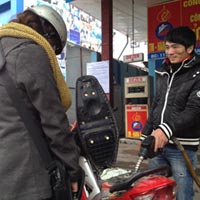 Thị trường - Tiêu dùng - Lo ngại DN xăng dầu vẫn “tự tung tự tác”