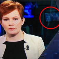  - “Khổ” vì sự cố phim sex