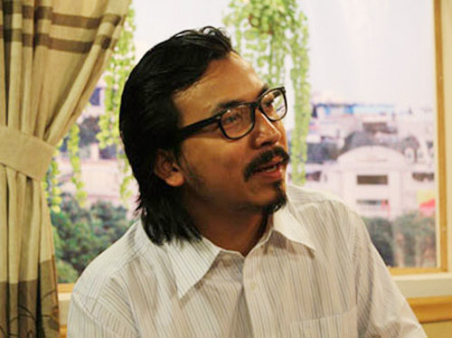 Giáo sư Xoay lột xác thành hotboy? - 2