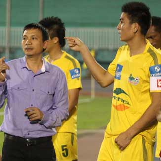 Bóng đá - CLB Thanh Hóa: Mong manh giấc mơ "đổi đời"