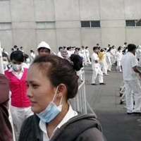 Tin tức trong ngày - Hàng nghìn công nhân đình công đòi thưởng Tết