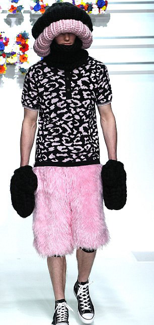 Thời trang nam đã nhiễm virut sexy!? - 7