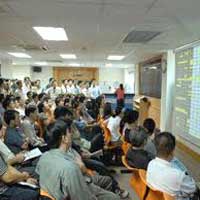 Tìm hiểu chứng khoán - TTCK 11/1: Có thể tiếp tục mua vào