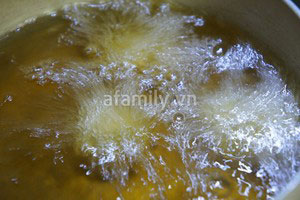 Khéo tay làm chả trai thật lạ! - 9