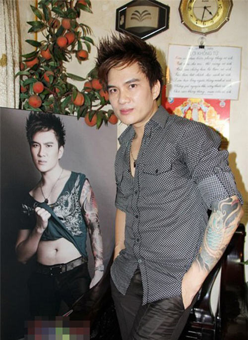 Nhà "dát vàng" của 3 “vua sến” - 5