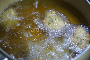 Khéo tay làm chả trai thật lạ! - 10