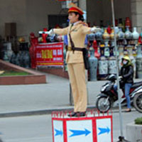 Tin tức trong ngày - Thanh Hóa cũng đưa nữ CSGT xuống đường