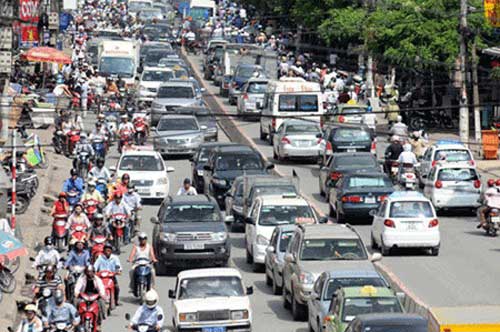 Nhiều tuyến phố Hà Nội sẽ cấm xe dịp Tết - 1