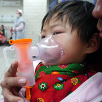 Tin tức trong ngày - TQ: Dừng hàng loạt nhà máy để giảm bụi mù