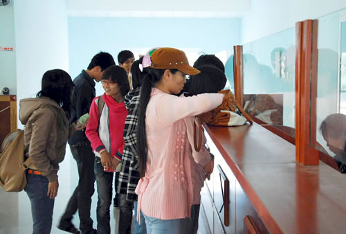 Vé tàu tết: Tăng giá nhưng không “sốt” - 2