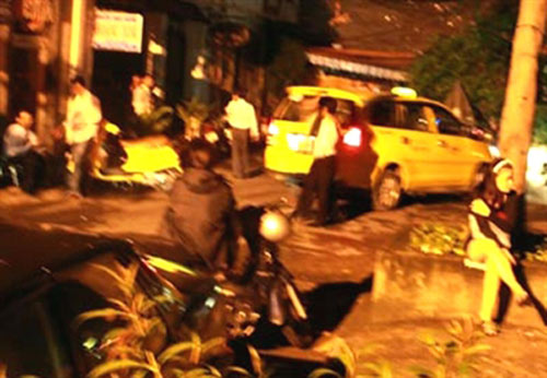 Vật vã gửi trả gái mại dâm về nhà - 2