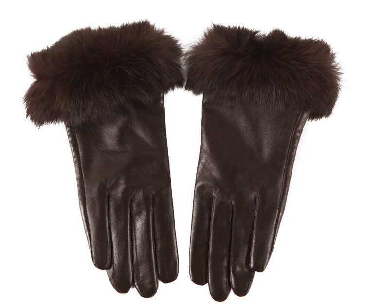 Chọn phụ kiện gì cho áo choàng đông? - 4