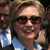 Tin tức trong ngày - Bà Hillary Clinton có nguy cơ bị mù