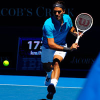 Federer cứu bóng thần sầu tại Australian Open ngày 2