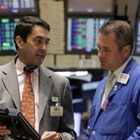 Tin chứng khoán - Phố Wall tiếp tục lên xuống bất thường