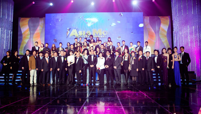 Dàn mẫu Việt "tỷ thí" với người đẹp Hàn - 7