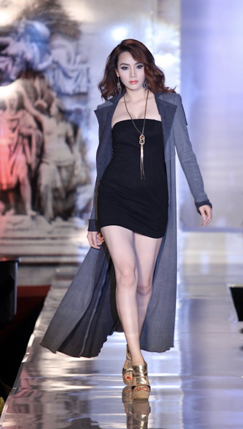 Mẫu Việt "bức tử" vòng 1 diễn catwalk - 8