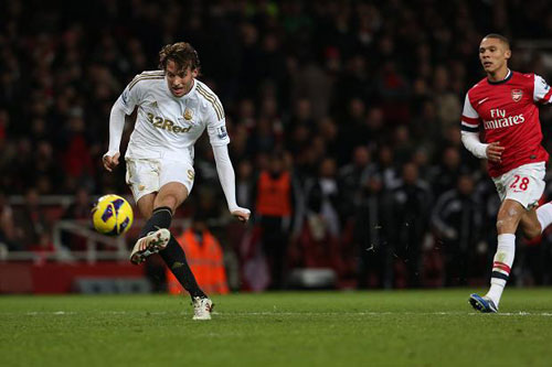 Arsenal - Swansea: "Thảm họa" rình rập - 2