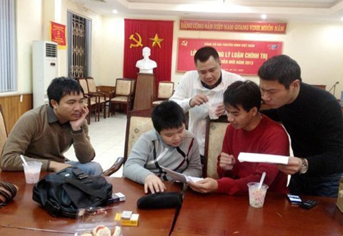 Hậu trường tập luyện Táo Quân 2013 - 15