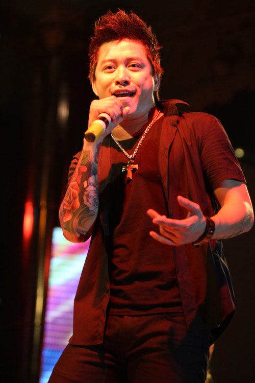 Tuấn Hưng đạp xích lô ôn kỷ niệm cũ - 4