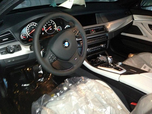 Sedan nhanh nhất thế giới bất ngờ về Việt Nam - 2