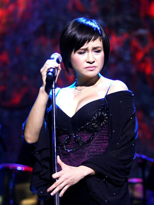 Thanh Lam "kiêu hãnh" khoe vòng 1 - 17