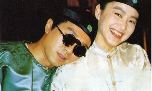 Châu Tinh Trì "e lệ" bên các người đẹp - 6