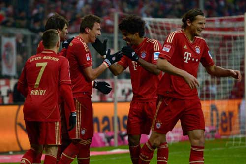 Bayern - Furth: Áp đảo hoàn toàn - 1