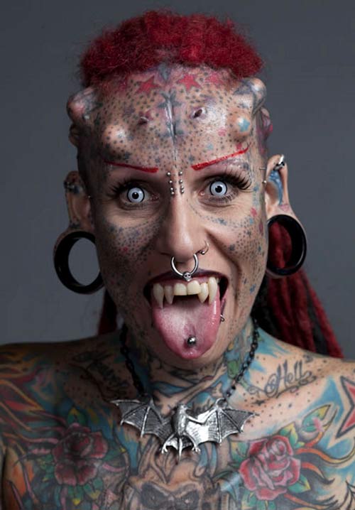 Những người có vẻ ngoài kỳ lạ nhất - 10