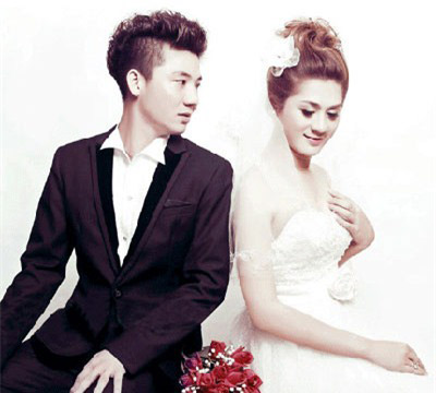 Hé lộ chồng sắp cưới của Lâm Chí Khanh - 1