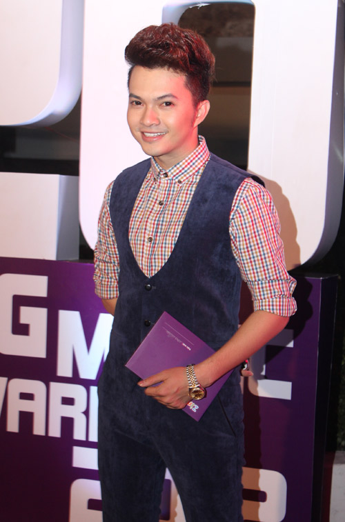 Việt Trinh gợi cảm quên tuổi tác - 16